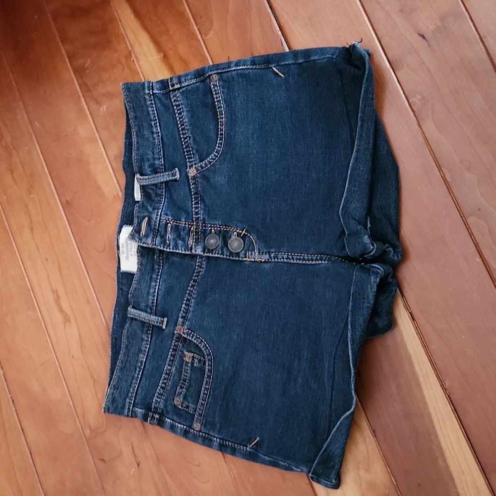 High waisted Abercrombie & Fitch shorts